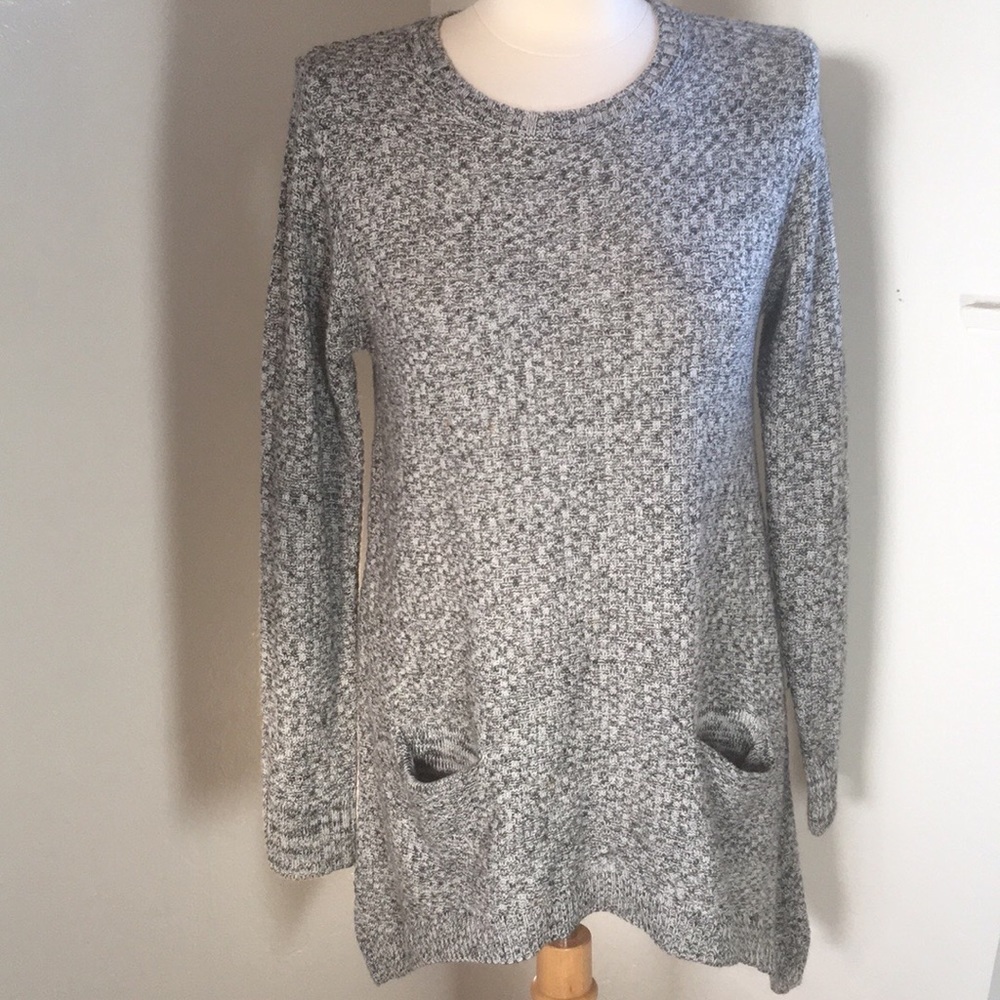 Catwalk studio sweater medium with large buttons black white long roomy… - Picture 2 of 11